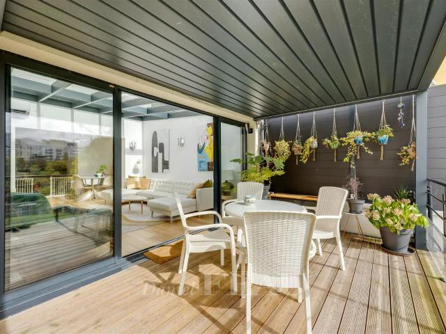 Saint Germain En Laye, Maison trois chambres, proche lycée i. 104m² Saint Germain en Laye