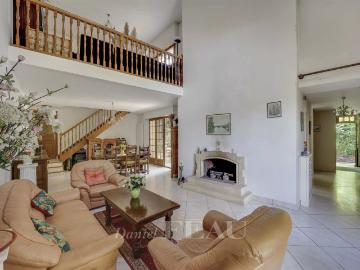 Saint Germain En Laye Secteur du Prieuré Maison familial. 204m² Saint Germain en Laye