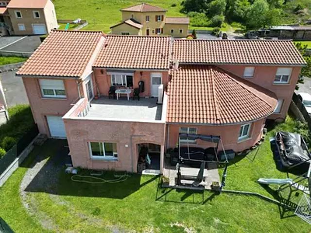 Saint Germain Laprade 43700 Achat / Vente maison 8 pièces t8 jardin terrasse