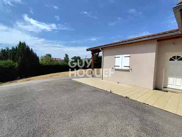 Saint Germain Laval 42260 Achat / Vente maison 5 pièces t5 au dernier étage terrasse