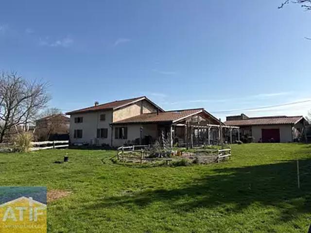 Saint Germain Laval 42260 Achat / Vente maison 7 pièces t7