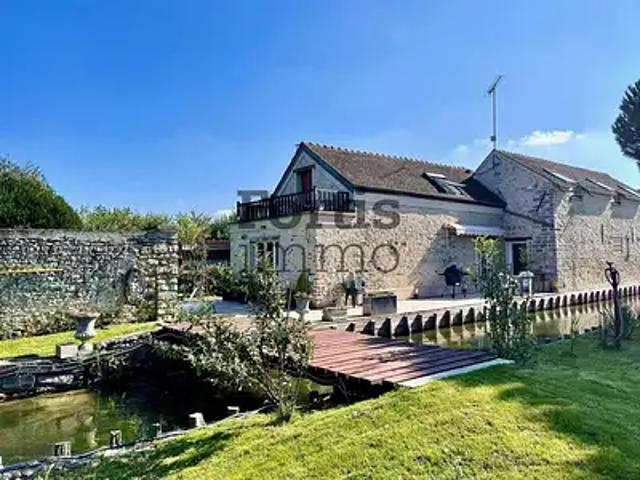 Saint Germain sur Ecole 77930 Achat / Vente maison 10 pièces t10 jardin