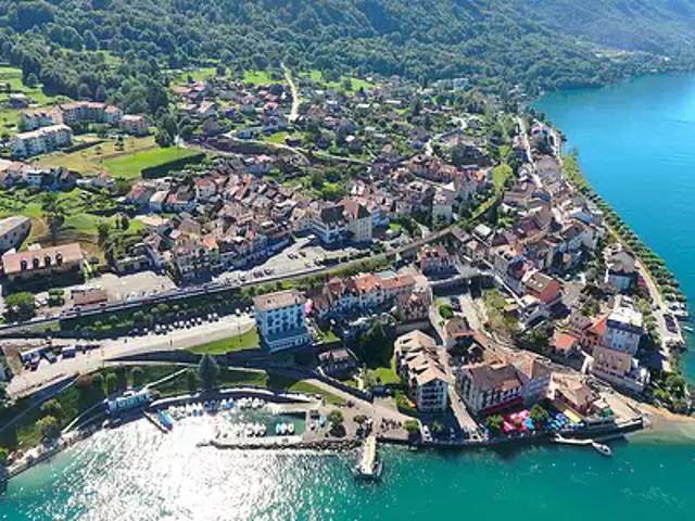 Saint Gingolph 74500 Achat / Vente appartement 3 pièces t3 terrasse