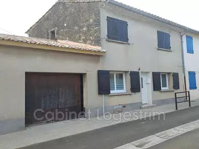 Saint Gilles 30800 Location maison 3 pièces t3