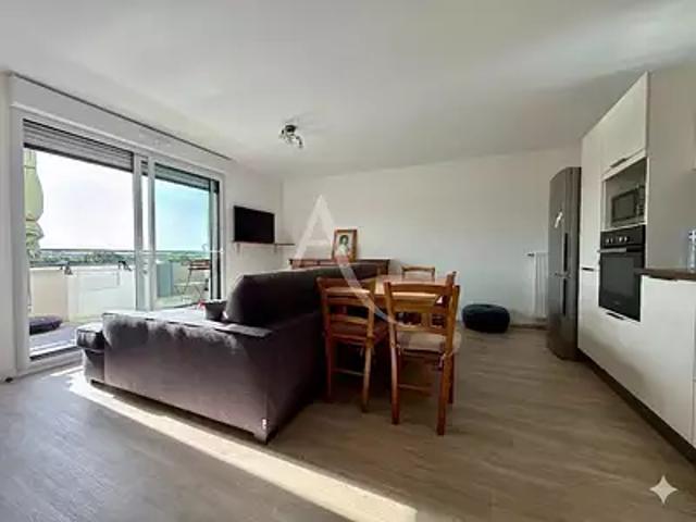 Saint Gilles Croix de Vie 85800 Achat / Vente appartement 3 pièces t3 au dernier étage parking