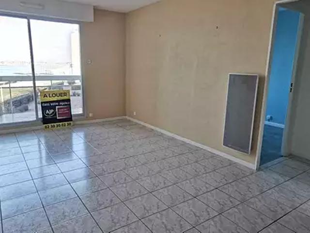 Saint Gilles Croix de Vie 85800 Location appartement 2 pièces t2 terrasse cave