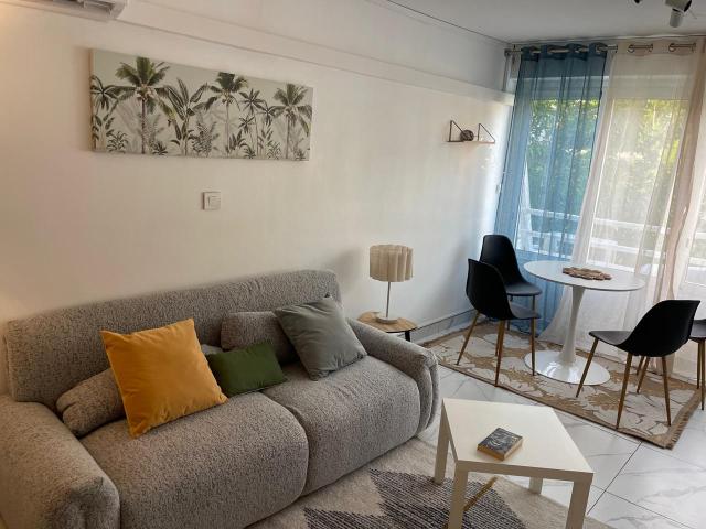 SAINT GILLES LES BAINS Studio