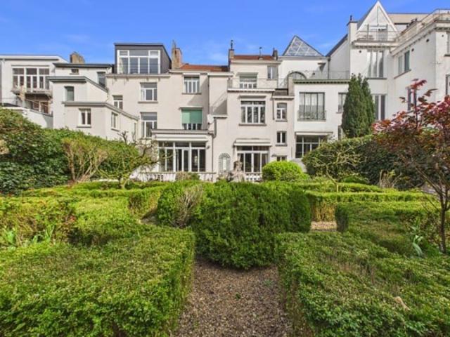 Saint Gilles Stéphanie | Double house with garden