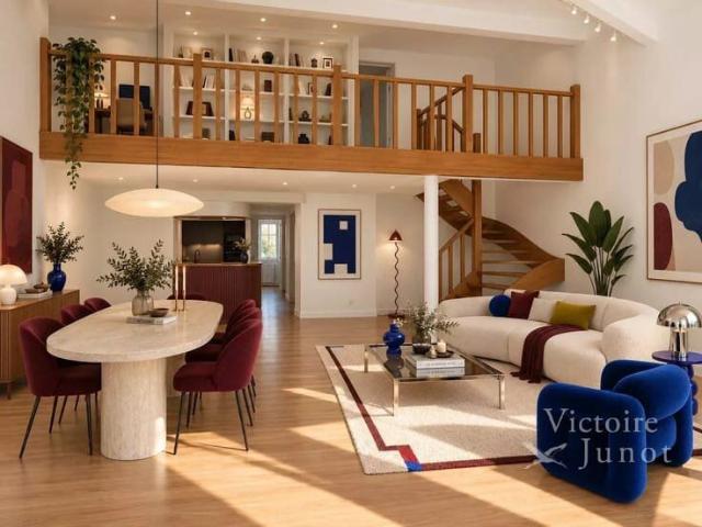Saint Gilles – Renovated 2 Bedroom Penthouse