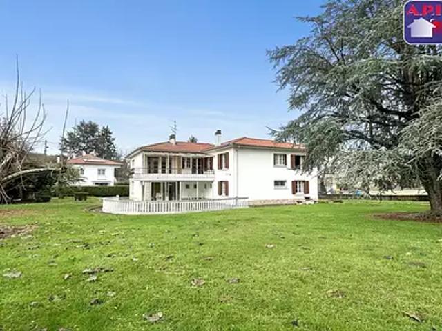 Saint Girons 09200 Achat / Vente maison 7 pièces t7 terrasse balcon