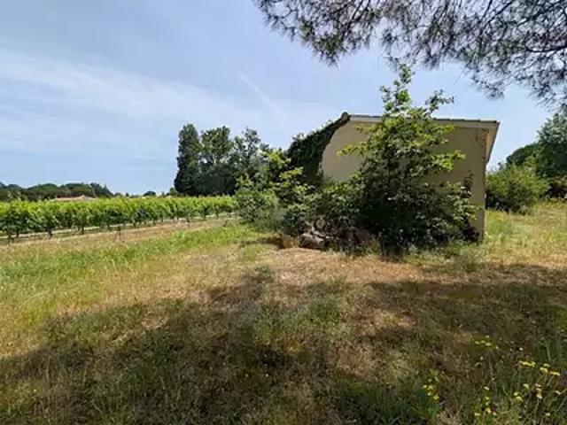Saint Girons d'Aiguevives 33920 Achat / Vente maison 1 pièce t1 au dernier étage