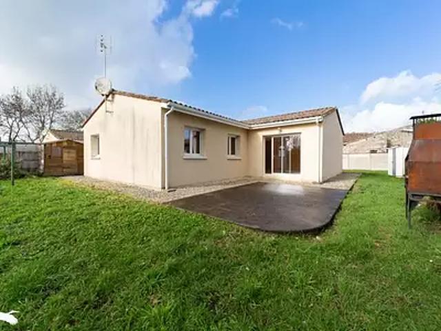 Saint Girons d'Aiguevives 33920 Achat / Vente maison 4 pièces t4 parking