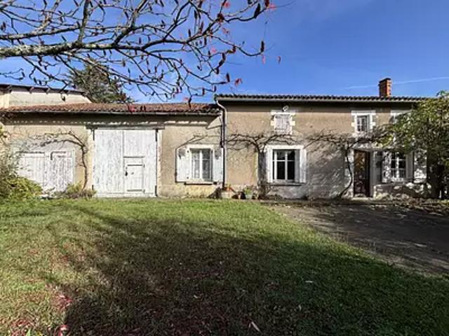 Saint Gourson 16700 Achat / Vente maison 6 pièces t6 au dernier étage