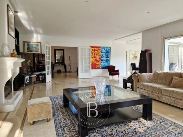 SAINT GRATIEN 95 Maison de Standing Terrain Piscinable 426m² Saint Gratien