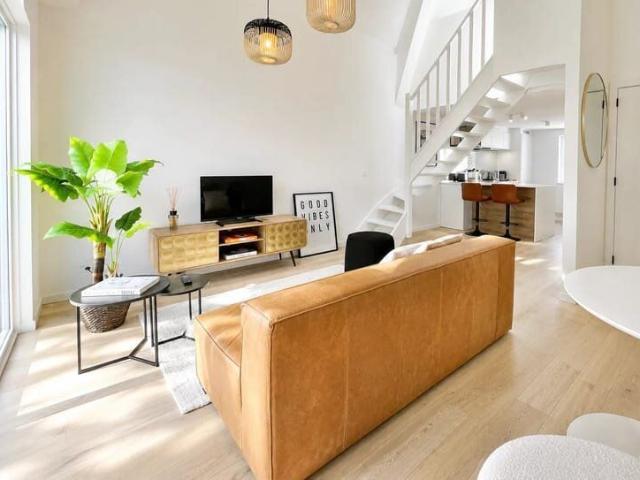 Saint Gudule 1 bedroom furnished duplex with a special tou