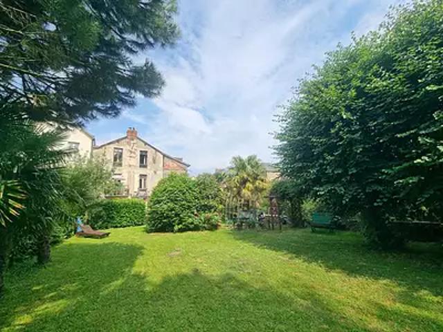 Saint Hilaire du Harcouët 50600 Achat / Vente maison 8 pièces t8 au dernier étage