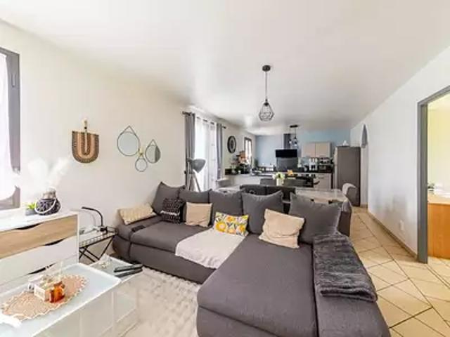 Saint Hilaire de Lusignan 47450 Achat / Vente maison 4 pièces t4 au dernier étage parking