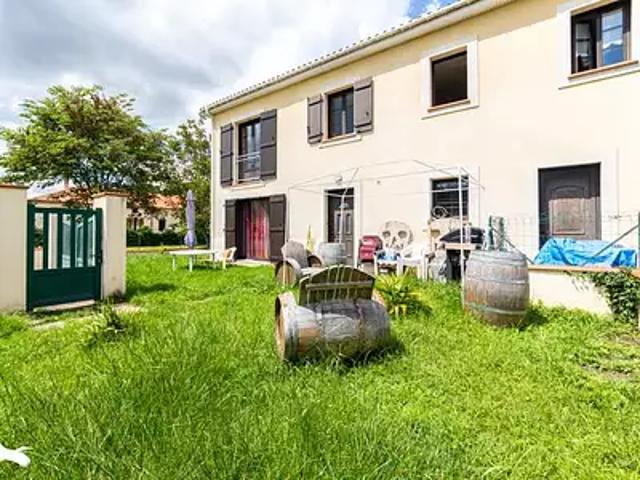 Saint Hilaire de Lusignan 47450 Achat / Vente maison 5 pièces t5 au dernier étage parking