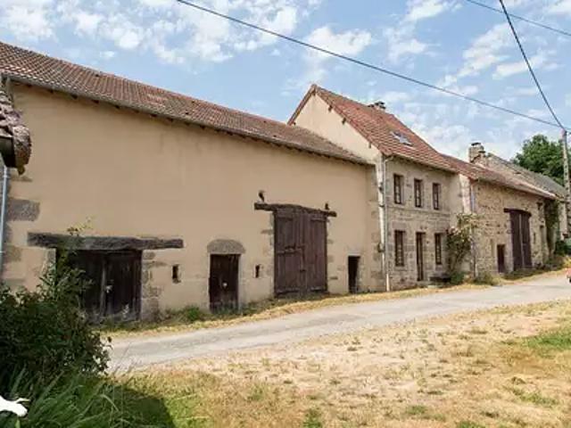 Saint Hilaire le Château 23250 Achat / Vente maison 14 pièces t14 parking