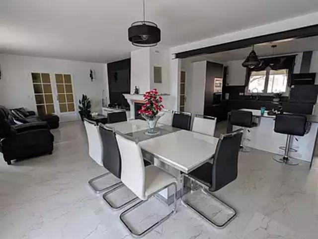 Saint Hippolyte 17430 Achat / Vente maison 6 pièces t6