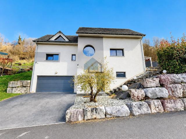 SAINT HIPPOLYTE MAGNIFIQUE MAISON AVEC VUE