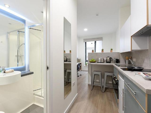 Saint James Road, Glasgow G4 Studio to rent £862 pcm £199 pw