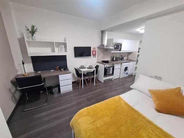 Saint James Street, Newcastle NE1 Studio to rent £1,192 pcm £275 pw