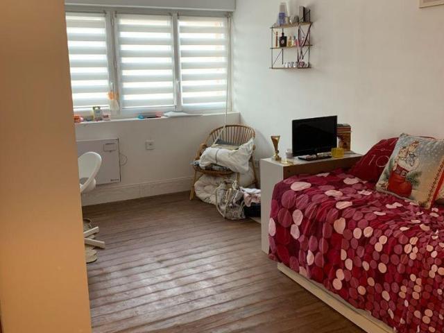 SAINT JANS CAPPEL RUE DE BERTHEN FLOCSJC858 APPARTEMENT EN DUPLEX env 112 m² comprenant.