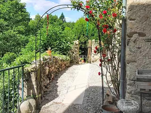 Saint Jean du Bruel 12230 Achat / Vente maison 9 pièces t9 terrasse cave