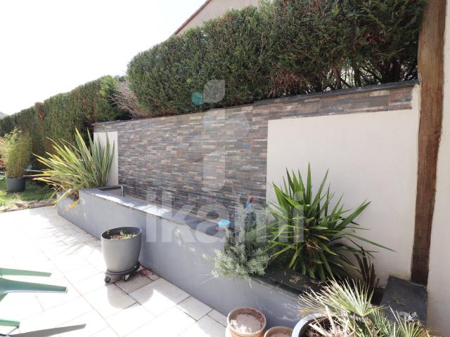 Saint Jean De Muzols: maison 7 pièces en vente avec florenc. 130m² Saint Jean de Muzols