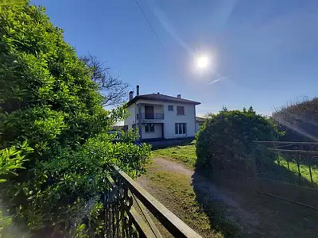 Saint Jean de Marsacq 40230 Achat / Vente maison 7 pièces t7 au dernier étage