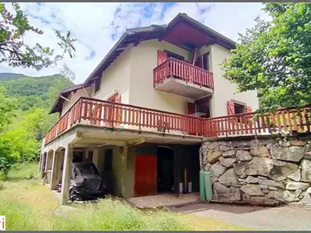 Saint Jean de Maurienne 73300 Achat / Vente maison 9 pièces t9 parking