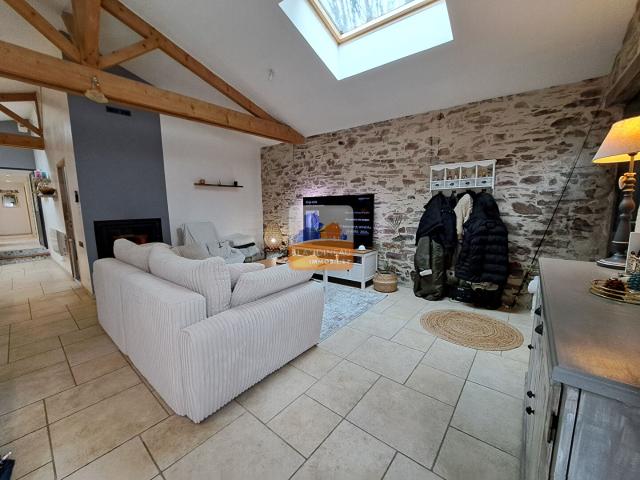 Saint Jean De Boiseau Maison 3 chambres, bureau et jardin clos 121.30 m2