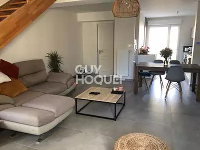 Saint Jean de Braye 45800 Location maison 3 pièces t3 au dernier étage terrasse