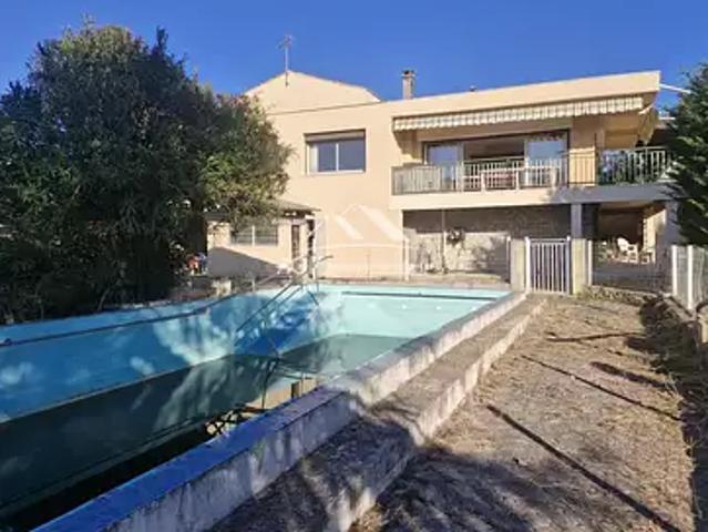 Saint Jean de Ceyrargues 30360 Achat / Vente maison 10 pièces t10 piscine
