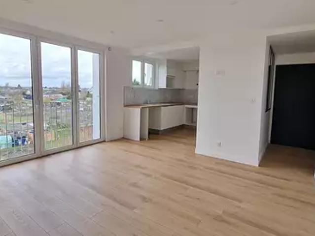 Saint Jean de la Ruelle 45140 Achat / Vente appartement 3 pièces t3 au dernier étage