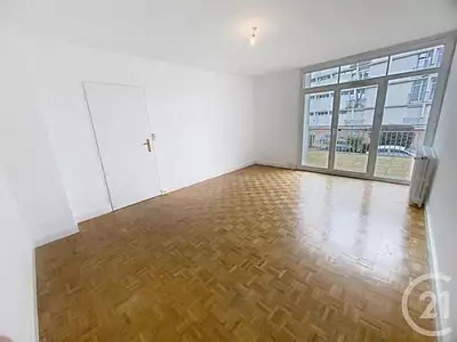 Saint Jean de la Ruelle 45140 Location appartement 3 pièces t3 cave