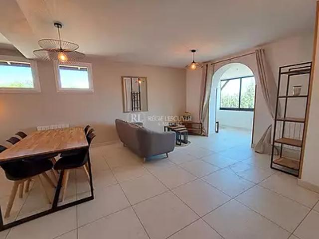 Saint Jean des Vignes 69380 Location appartement 4 pièces t4 au dernier étage terrasse