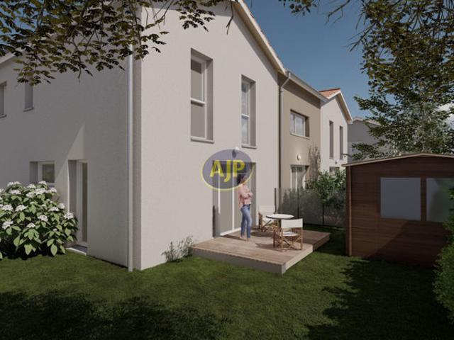 SAINT JEAN D'ILLAC MAISON T4