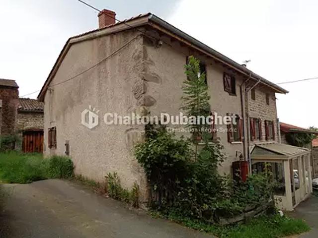 Saint Jean la Vêtre 42440 Achat / Vente maison 6 pièces t6 au dernier étage cave