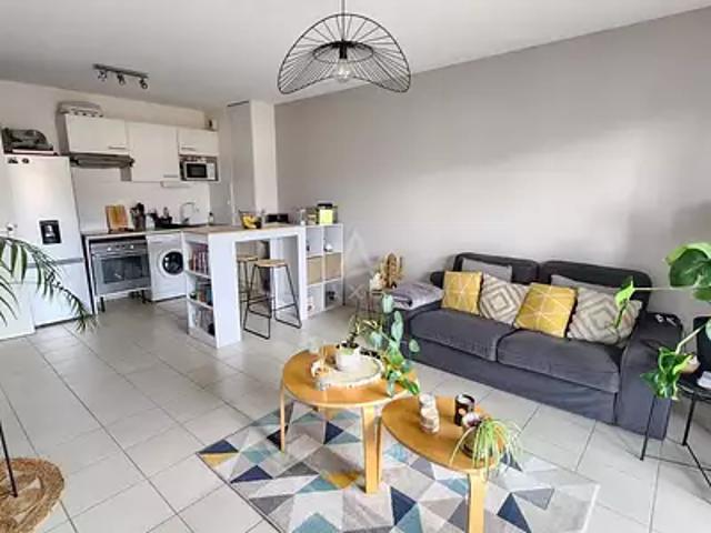 Saint Jean 31240 Achat / Vente appartement 2 pièces t2 au dernier étage terrasse