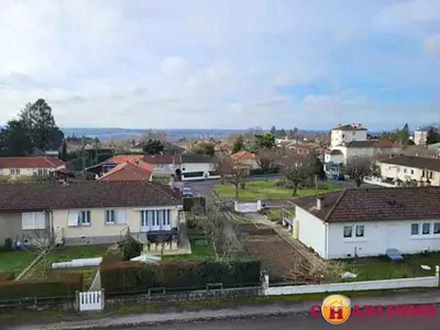 Saint Junien 87200 Achat / Vente appartement 3 pièces t3 au dernier étage parking