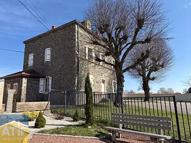 Saint Julien d'Oddes 42260 Location appartement 4 pièces t4