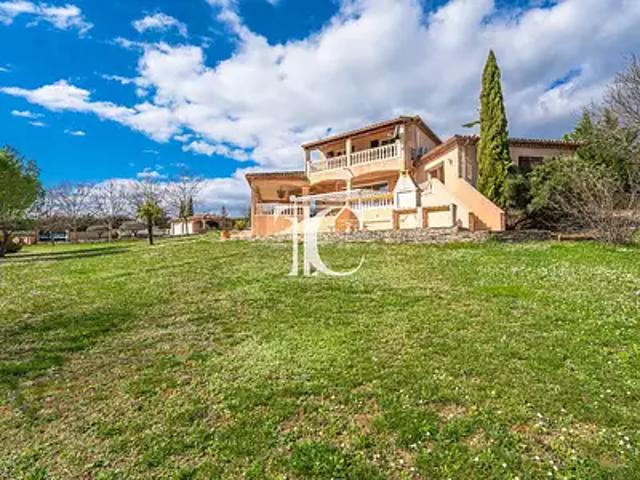 Saint Julien de Cassagnas 30500 Achat / Vente maison 6 pièces t6 au dernier étage piscine