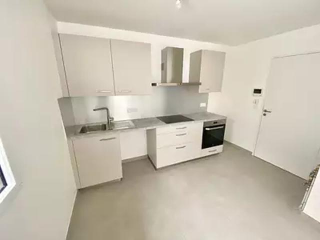 Saint Julien en Genevois 74160 Location appartement 2 pièces t2 cave balcon