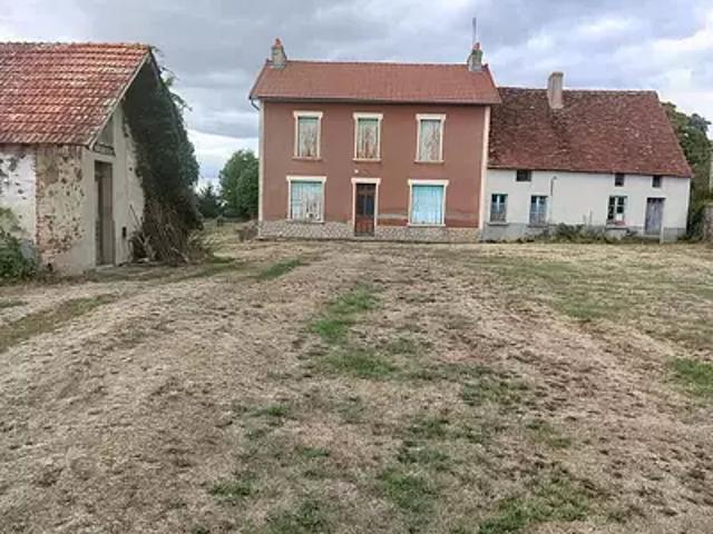 Saint Julien la Genête 23110 Achat / Vente maison 8 pièces t8