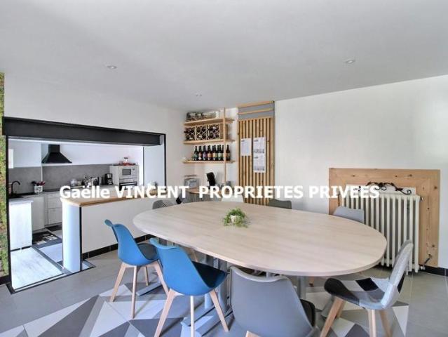 Saint Julien Molin Molette 42220 Maison pierre 151m² habitables 4 chambres sur 640m² de terrain