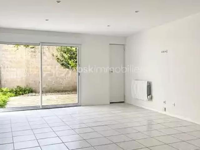 Saint Just en Chaussée 60130 Achat / Vente maison 2 pièces t2 terrasse cave