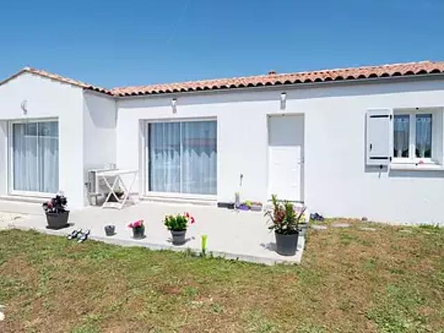 Saint Just Luzac 17320 Achat / Vente maison 4 pièces t4 parking