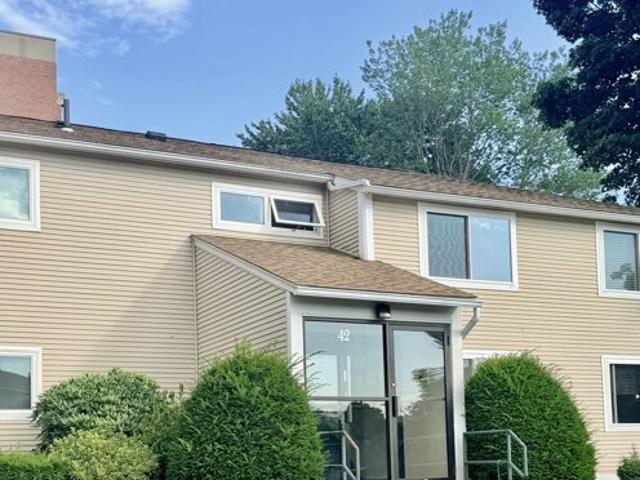 Saint Kolbe Dr Apt D, Holyoke, Condo For Sale